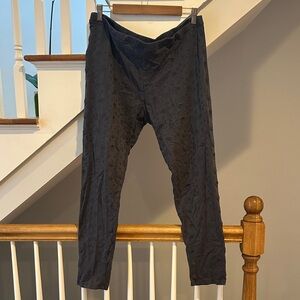 Johnny Was embroidered leggings size L